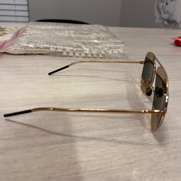 Dior sunglasses - Picture 2 of 3